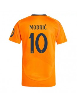 Billige Real Madrid Luka Modric #10 Bortedrakt 2024-25 Kortermet